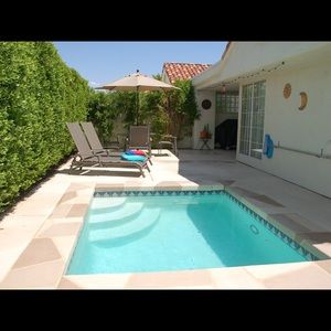 Meet your Posher, Derek